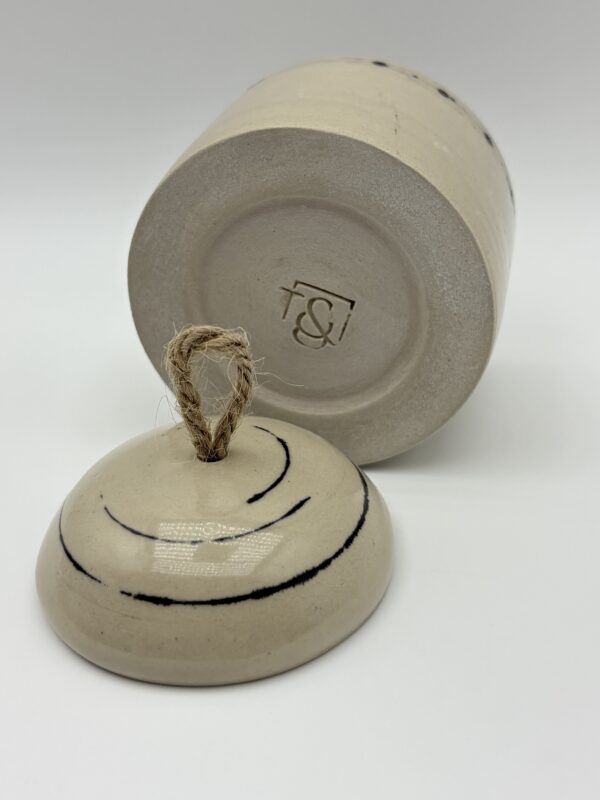 IMG_1389 Soeur Cloche II - Entre les Lignes - Collection ENCRE